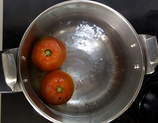 tomates escaldando